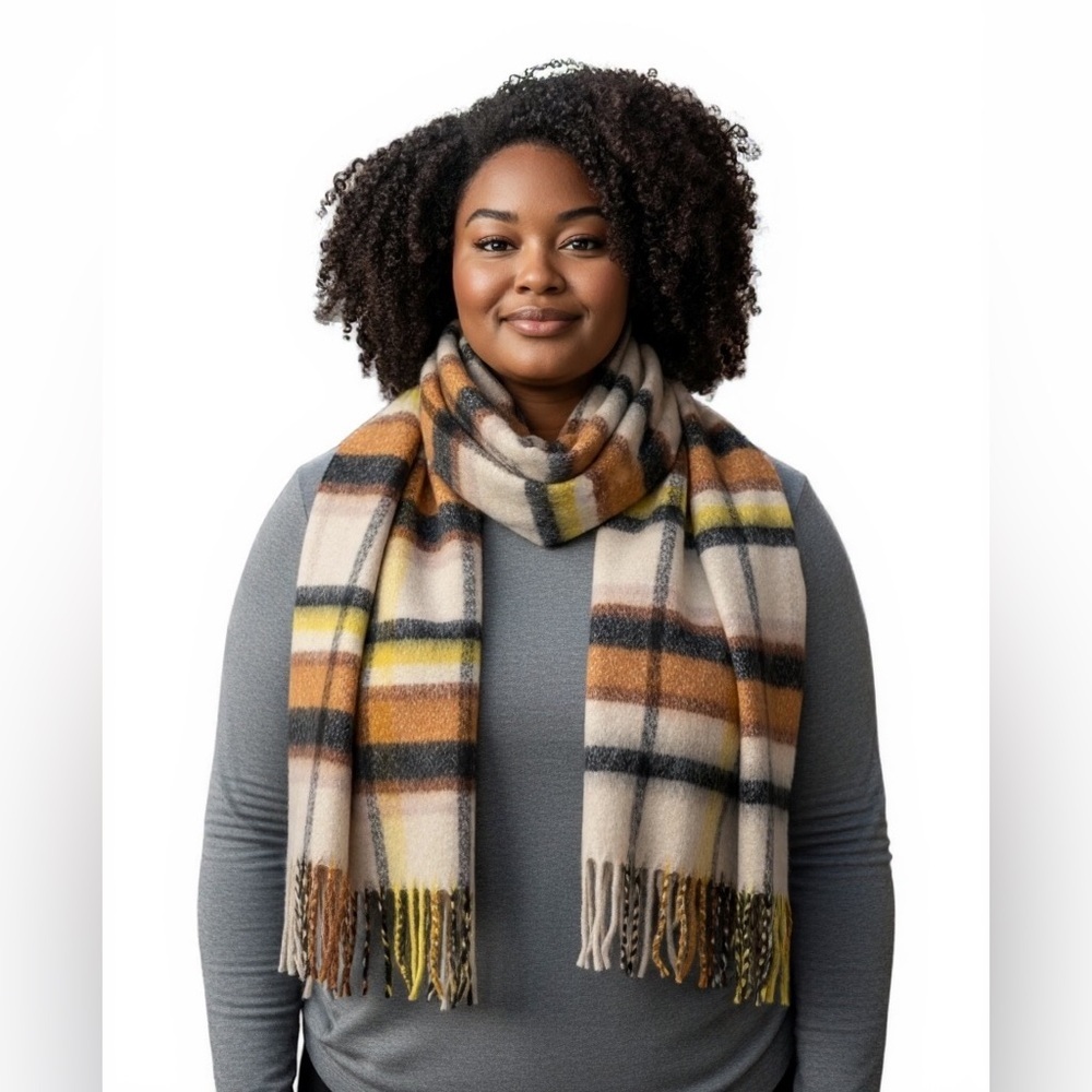AERIE white black tan yellow plaid fuzzy blanket scarf warm winter neckwear cozy